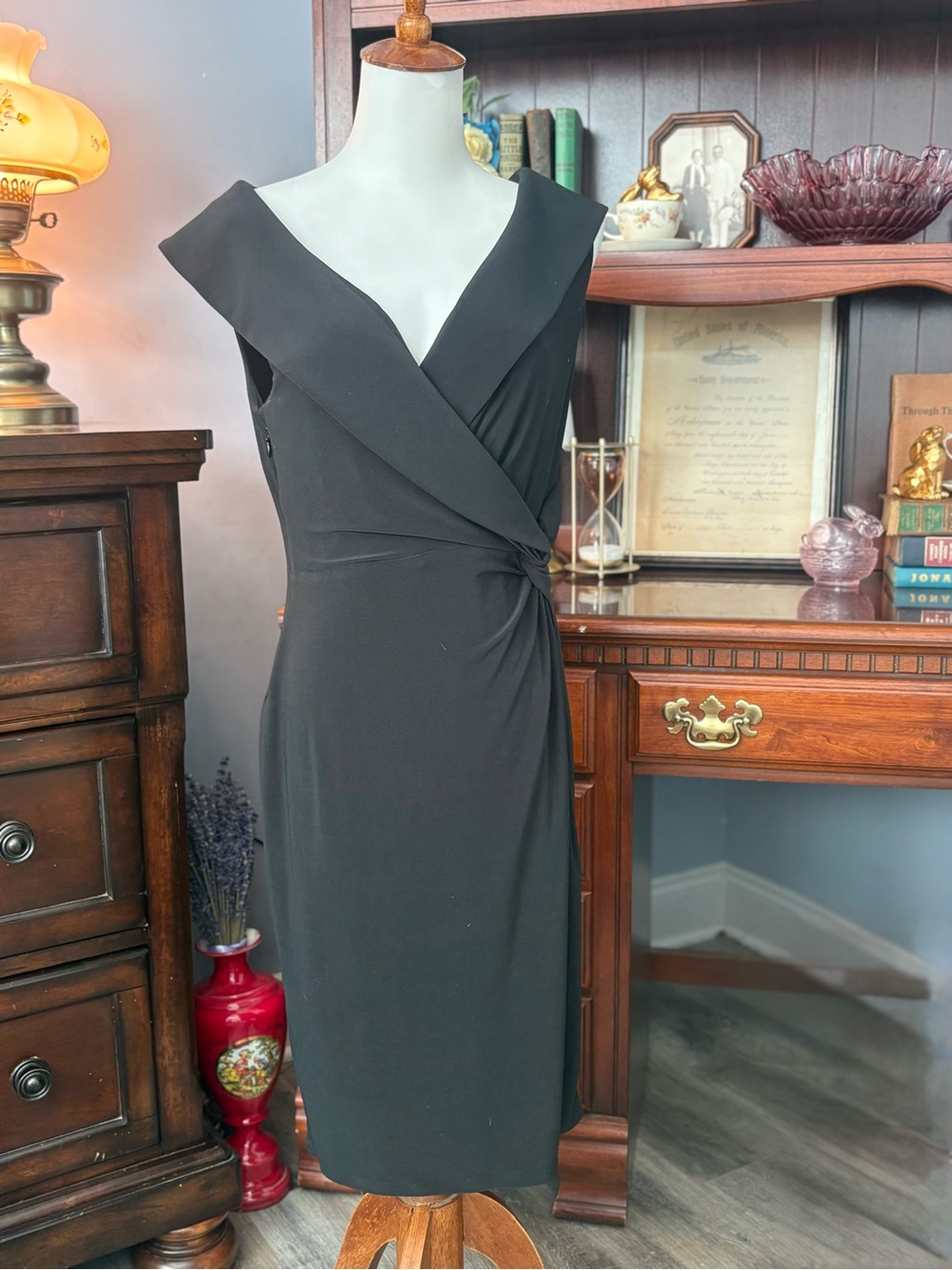 Lauren Ralph Lauren Black V-Neck Twist-Detail Midi Dress Size 6 LBD